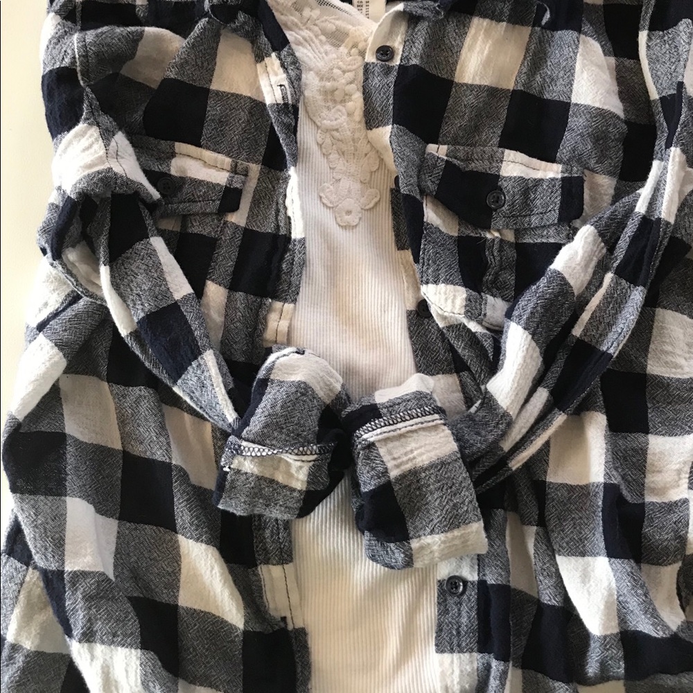 Flannel - Picture 3 of 4